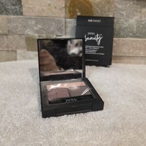 JAFRA Amethyst Eyeshadow Palette - Pink and Purple Hues